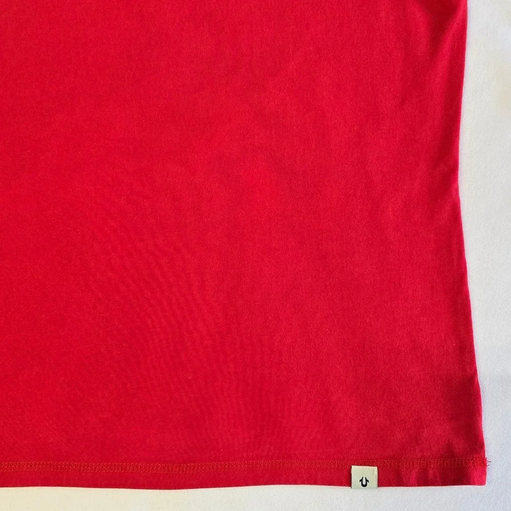 True Religion Mens Red Crackle Print Horseshoe Logo Graphic T-Shirt XXL Y2K 90s